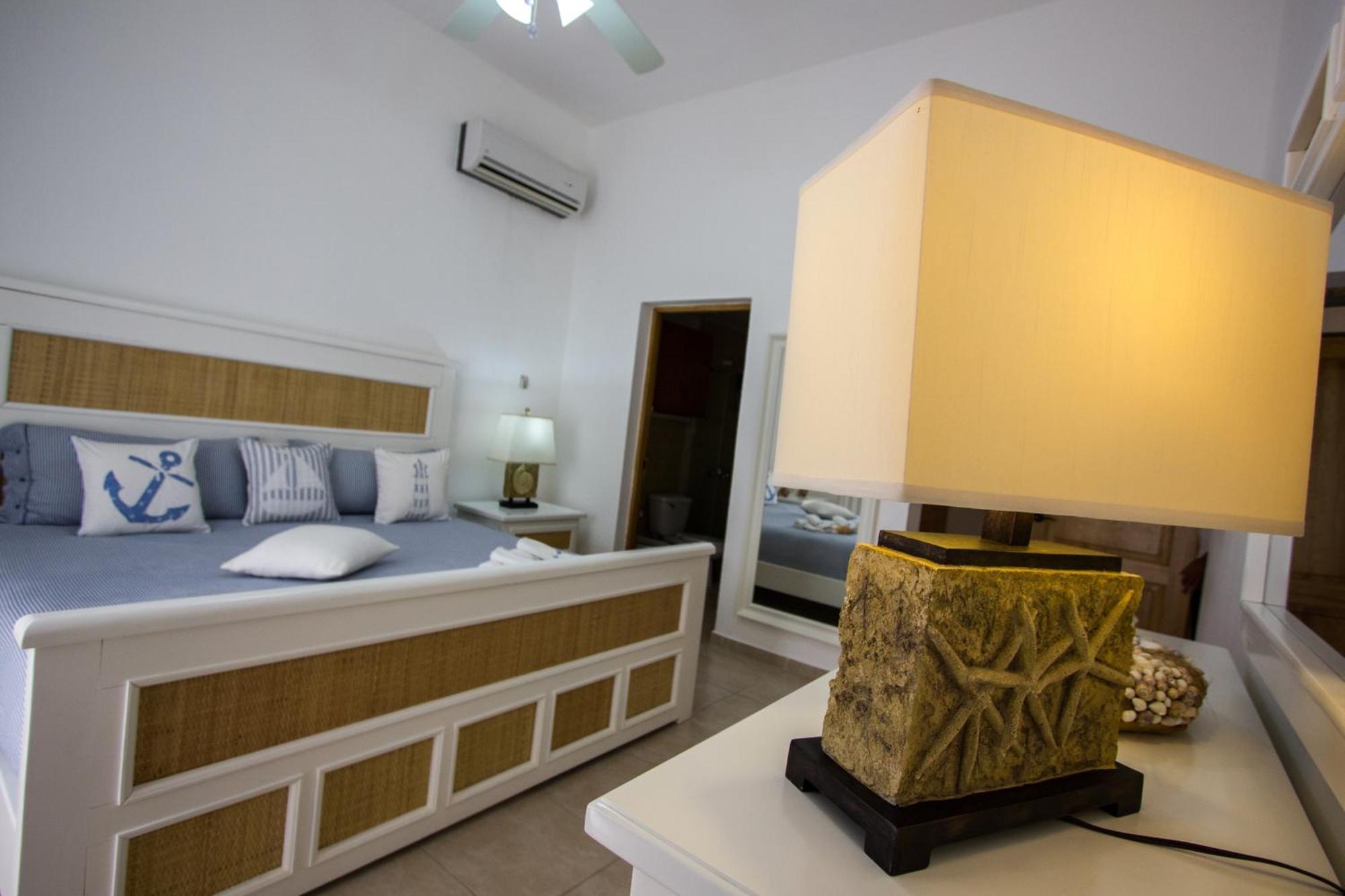 Los Flamencos Aparthotel Beach Club 바야히베 외부 사진