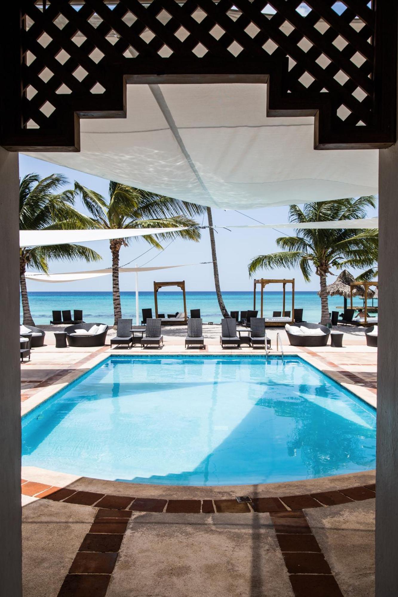 Los Flamencos Aparthotel Beach Club 바야히베 객실 사진